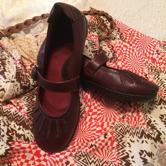 Born Shoes - Born Mary Jane’s in EUC, size 7